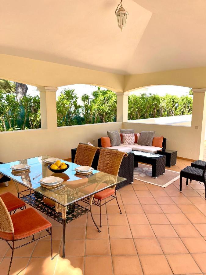 Magellan House Villa *